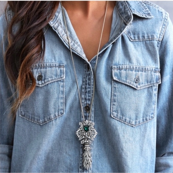 Chloe + Isabel Maven Plumage Necklace, Bracelet, Earrings
B1 - Picture 10 of 13